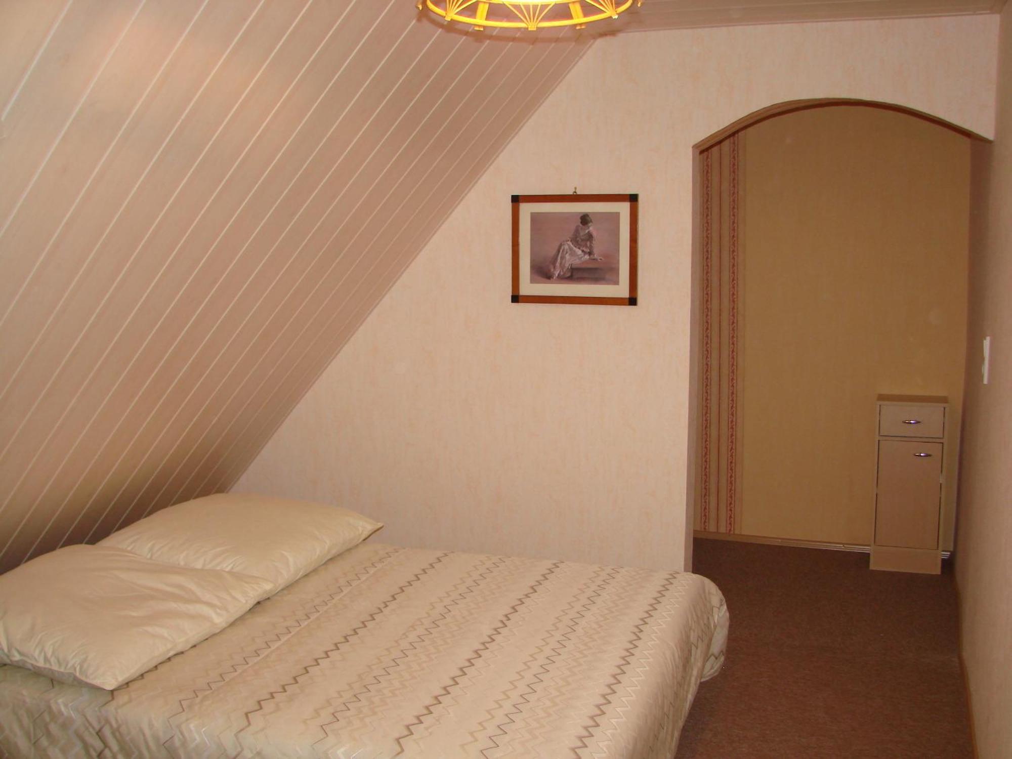 Gästehaus Alexanna Baden-Baden Zimmer foto